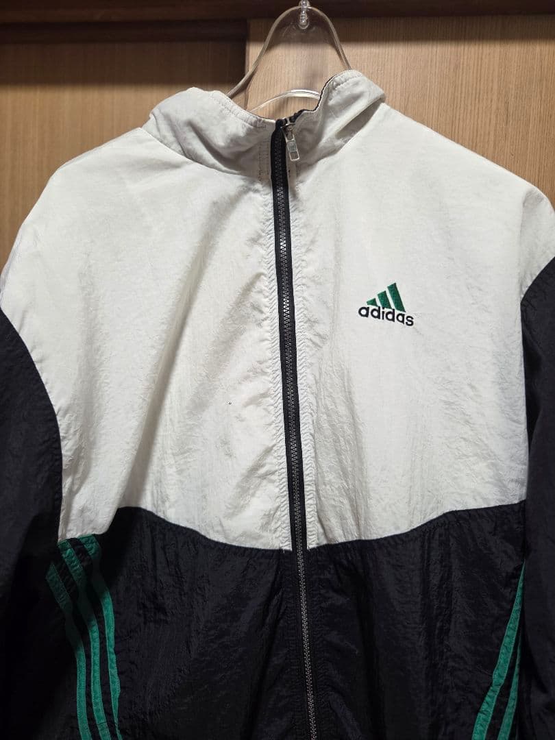 90s adidas ナイロンジャケット 万国旗タグ 常田大希 ビッグシルエット