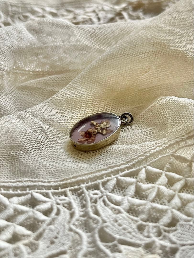 ◆フランスビンテージ｜アクセサリーKペンダントヘッドドライフラワー透明水中花
