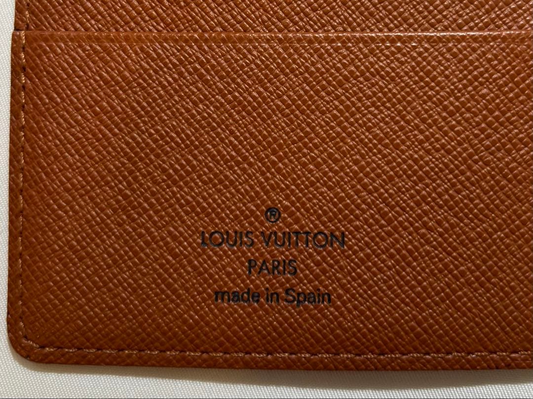 LOUIS VUITTON モノグラム柄パスポートケース　ヴィンテージ品