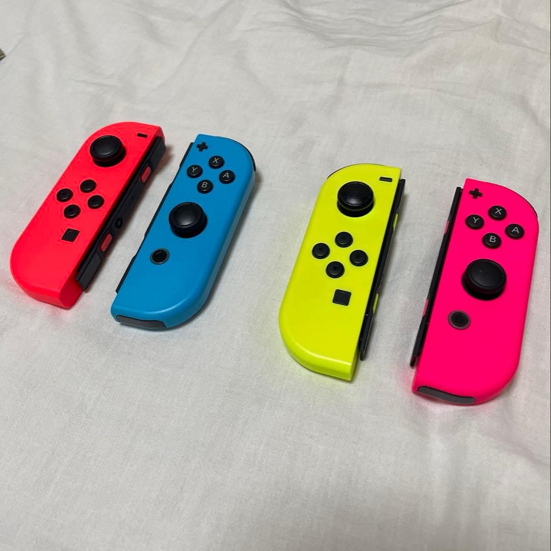 Nintendo Switch 本体 付属品一式　joycon2人分　ケース付き