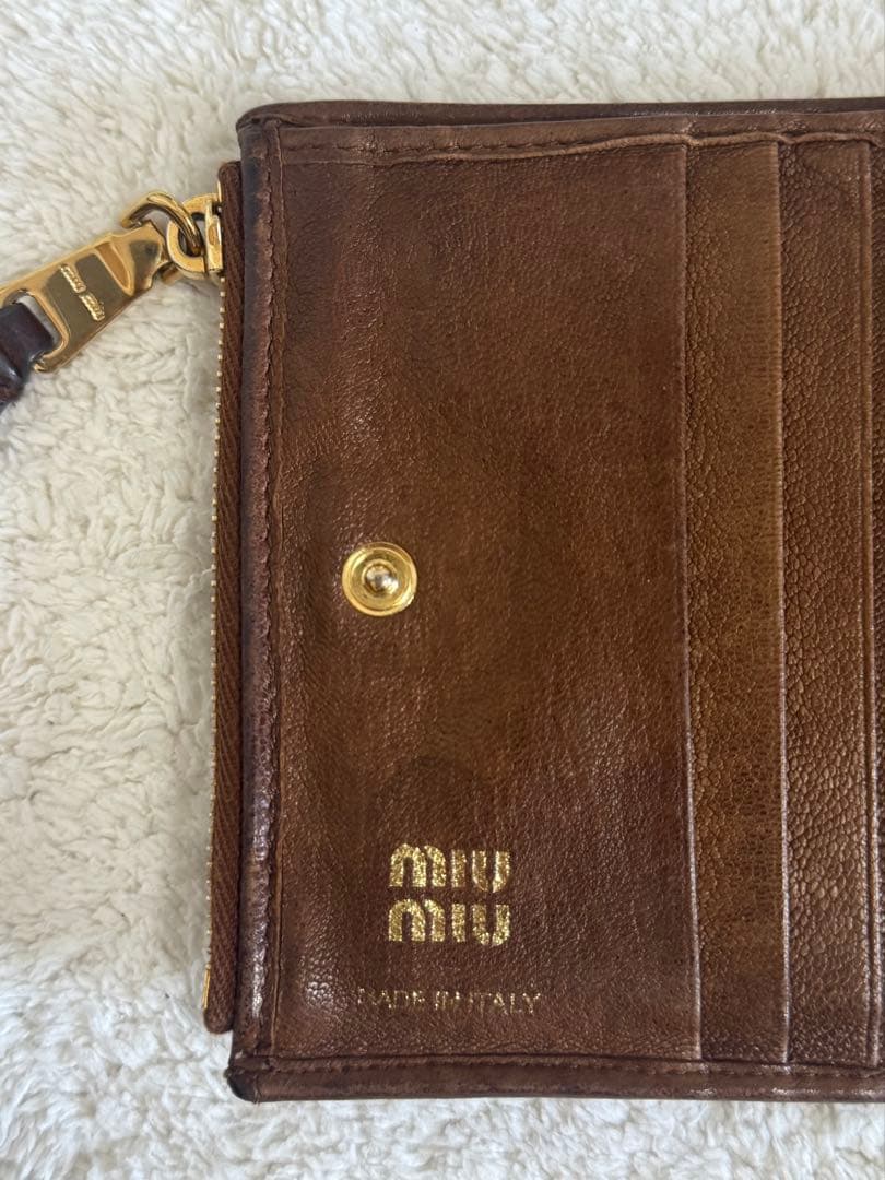 miumiu ナッパーレザー二つ折り財布