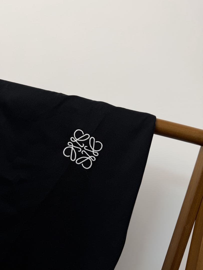 LOEWE アノニモグラム刺繍 Tシャツ 黒