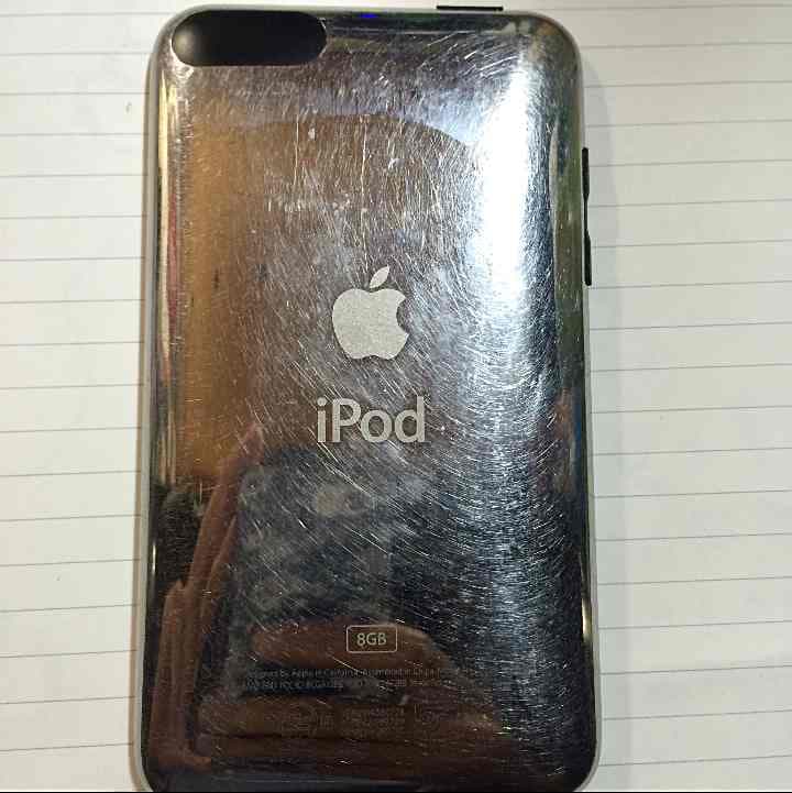 値下げ中‼︎iPod touch  8GB