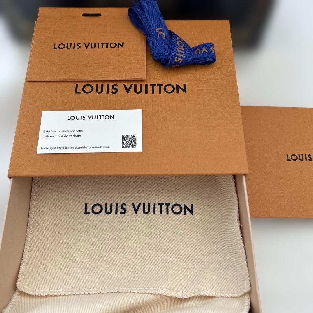 くまママLouis Vuitton ヴェルティカル ウォレット コンパクト