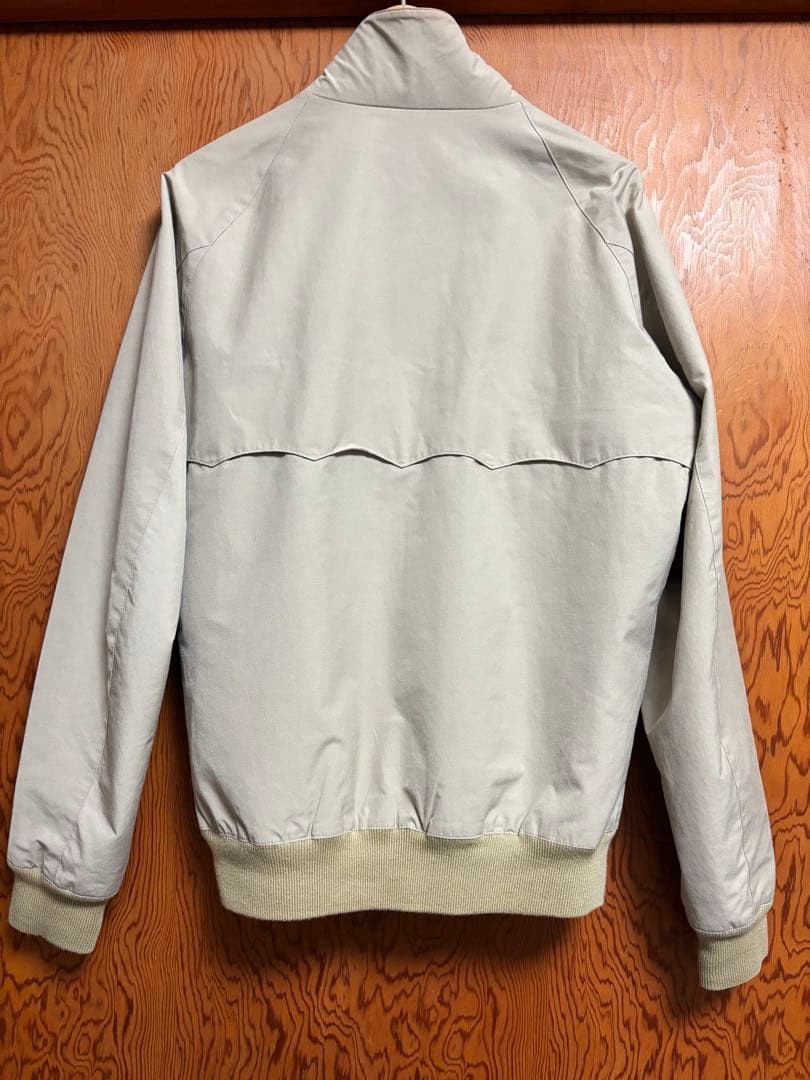 ★veyron　BARACUTA G9 ベージュ 36