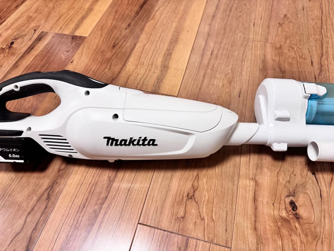 たかやん　Makita CL182FD 本体+サイクロン+充電器