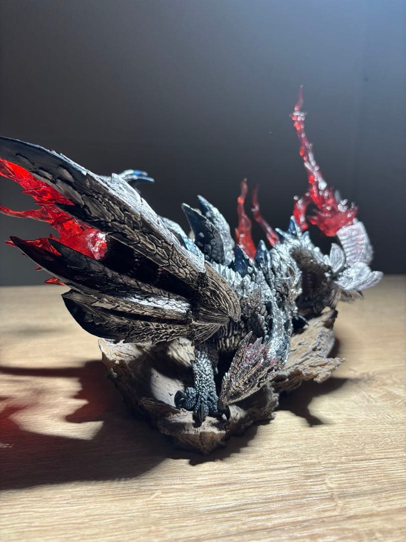 モンスターハンター クリエイターズモデル 天彗龍 バルファルク フィギュア