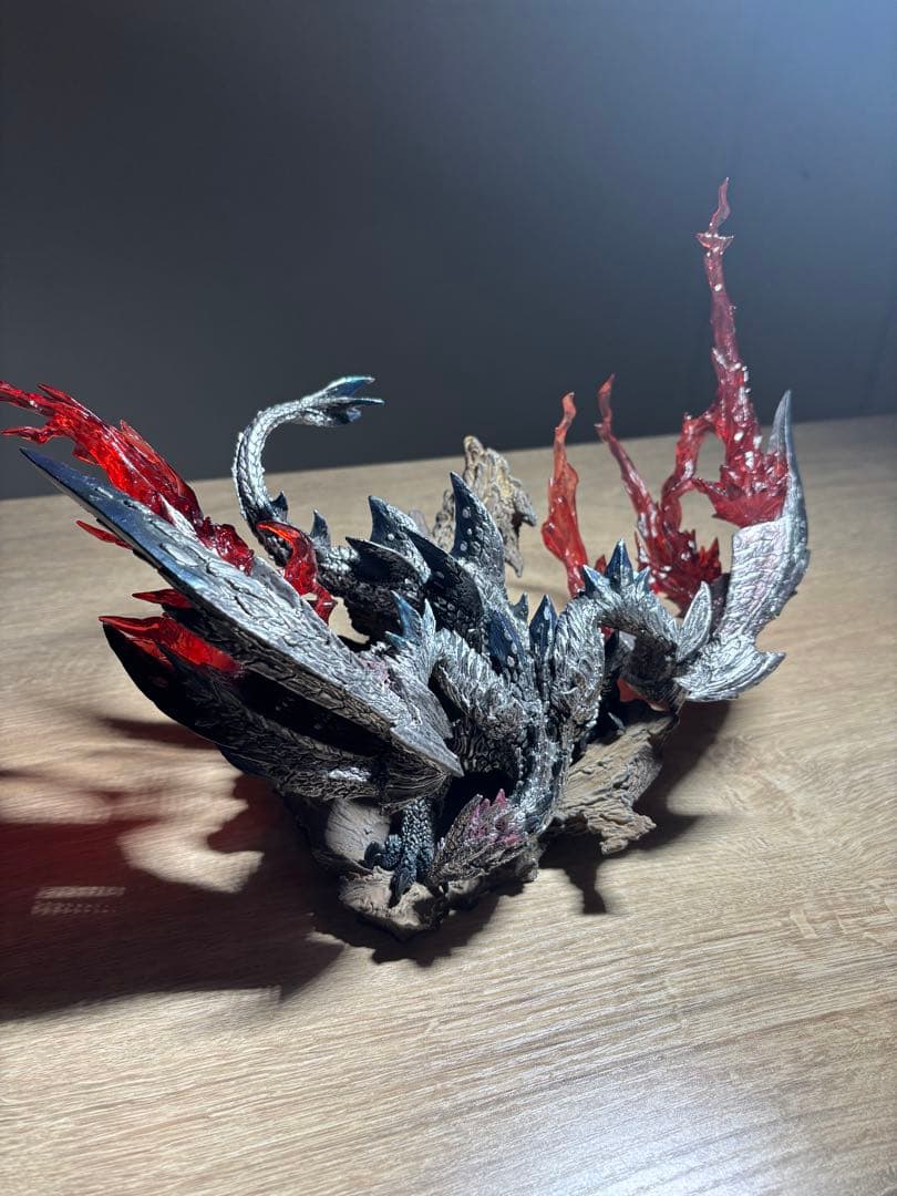 モンスターハンター クリエイターズモデル 天彗龍 バルファルク フィギュア