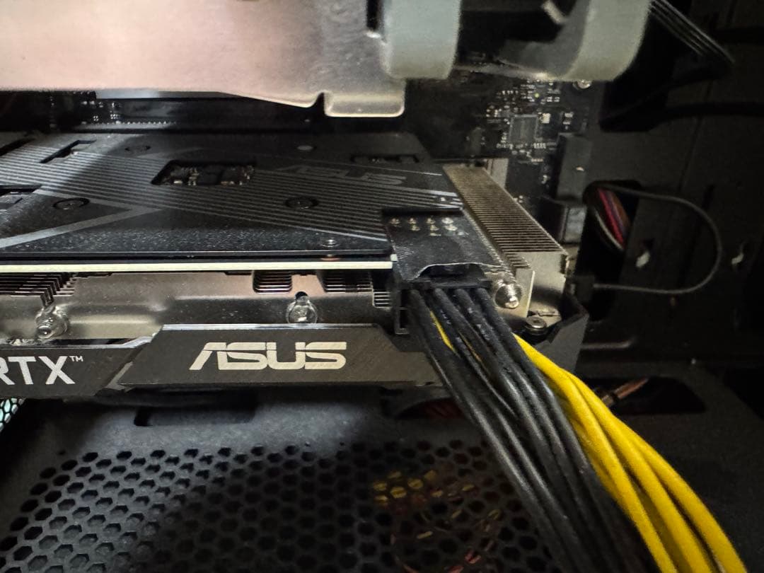 ASUS Dual GeForce RTX 3060 Ti 8GB 動作確認済み