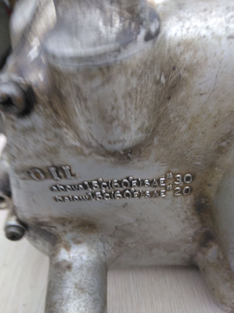 ホンダC100 2つ星　バイクエンジン