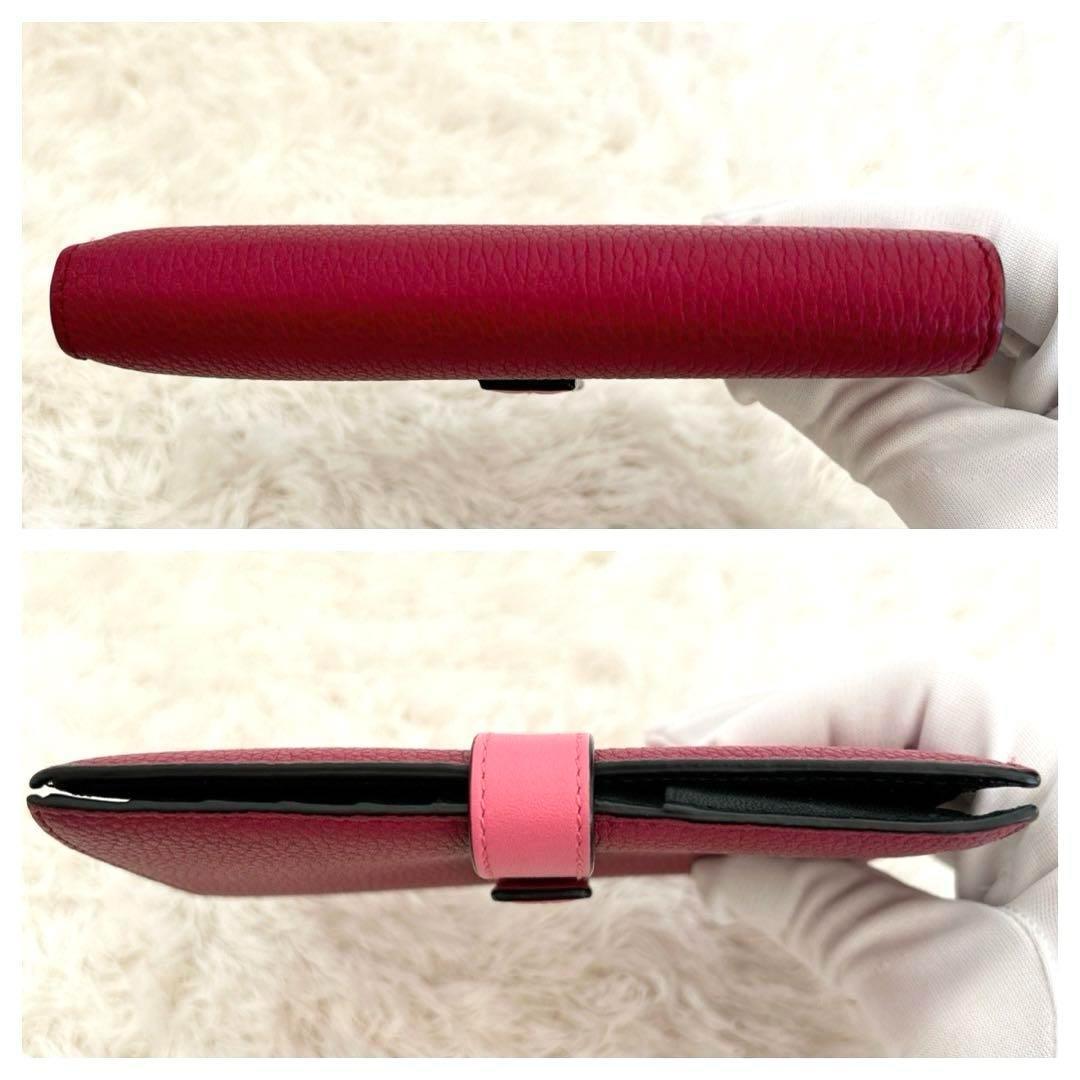 ロエベ アナグラム ミディアムバーティカルウォレット レザー 二つ折り財布