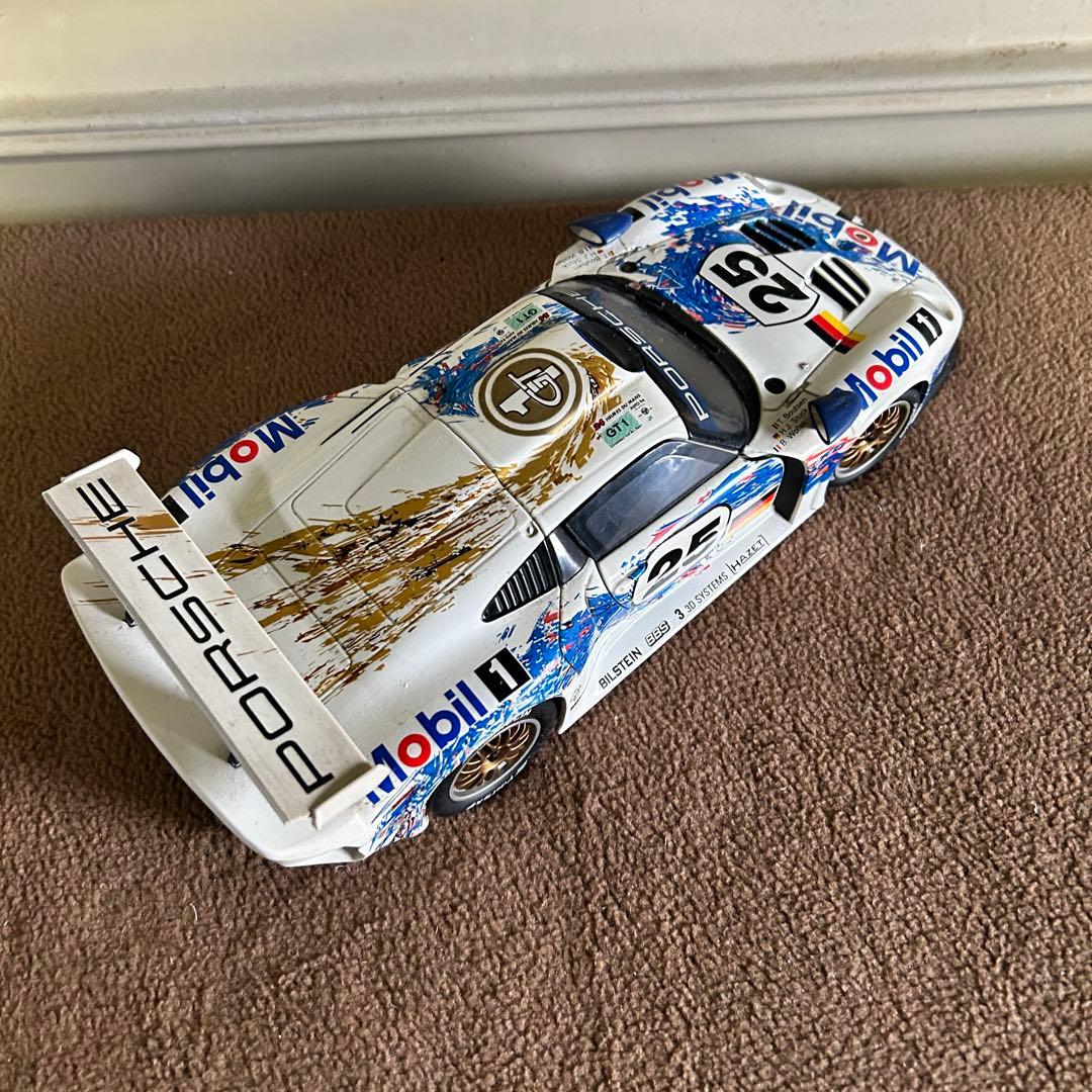 DB9★ミニカー★ 1/18 スケール ポルシェ911 レーシングカー GT1