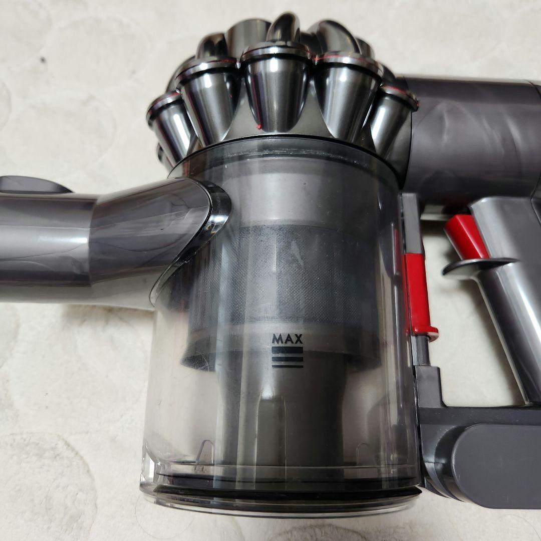 Dyson V6 Fluffy+ コードレス掃除機