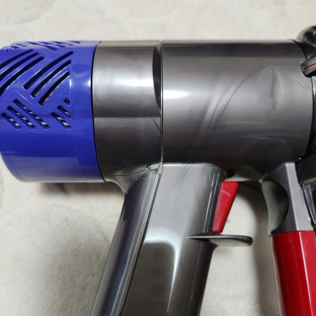 Dyson V6 Fluffy+ コードレス掃除機