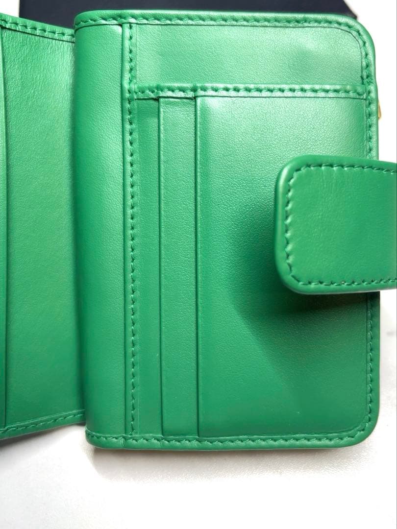 【超美品】プラダ PRADA 2つ折り 財布 ウォレット 緑 グリーン