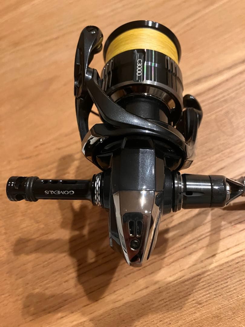Vanquish C3000 バンキッシュ　スピニングリール 黒　スタンド
