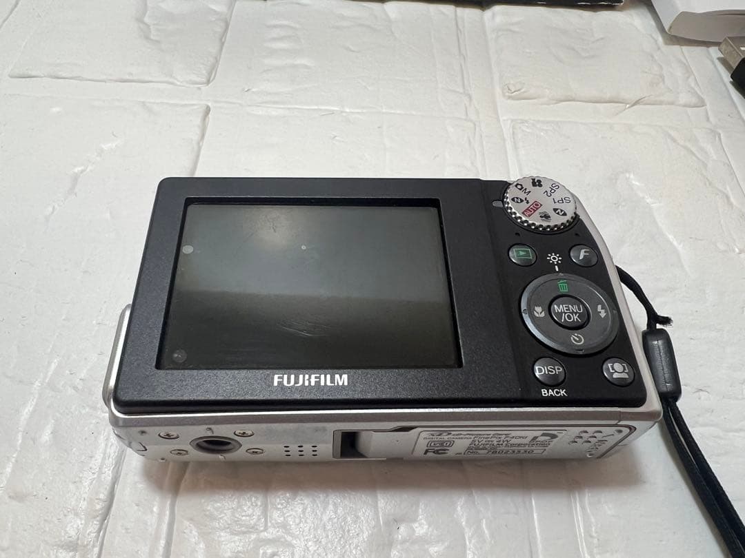 FUJIFILM FinePix F40fd 電池不良？　ジャンク品