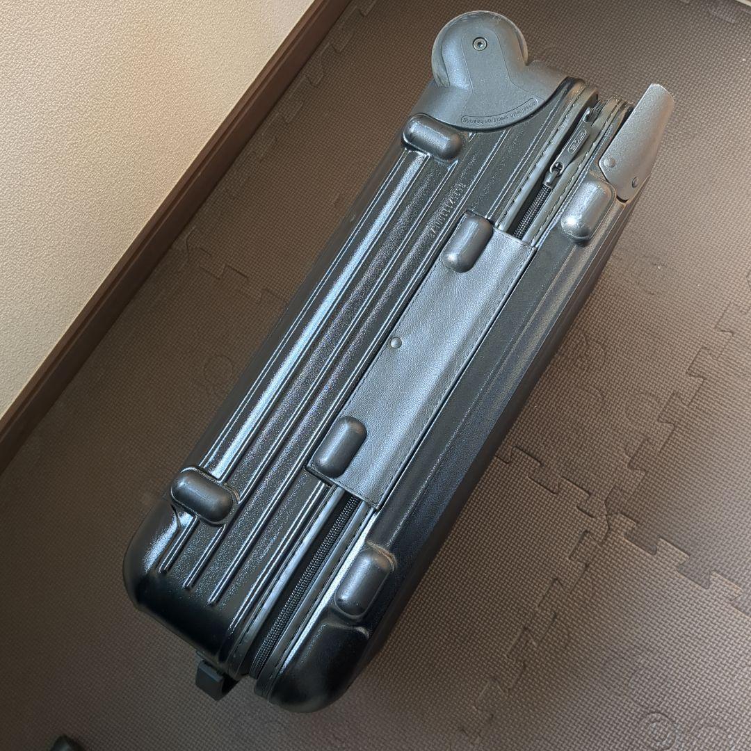 【美品】リモワ　サルサ　35L 2輪　マットブラック