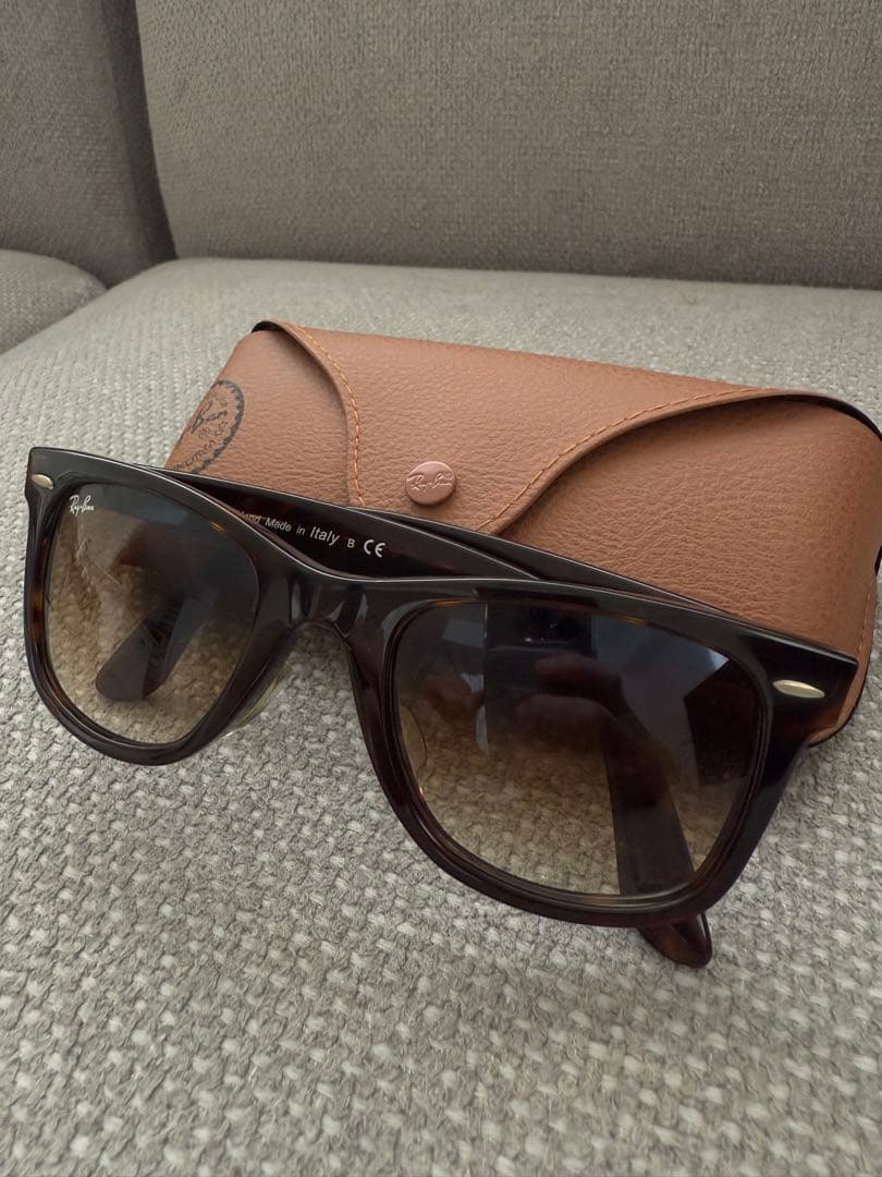 定価¥29,040 Ray-BanウェイファーラーWAYFARER RB2140