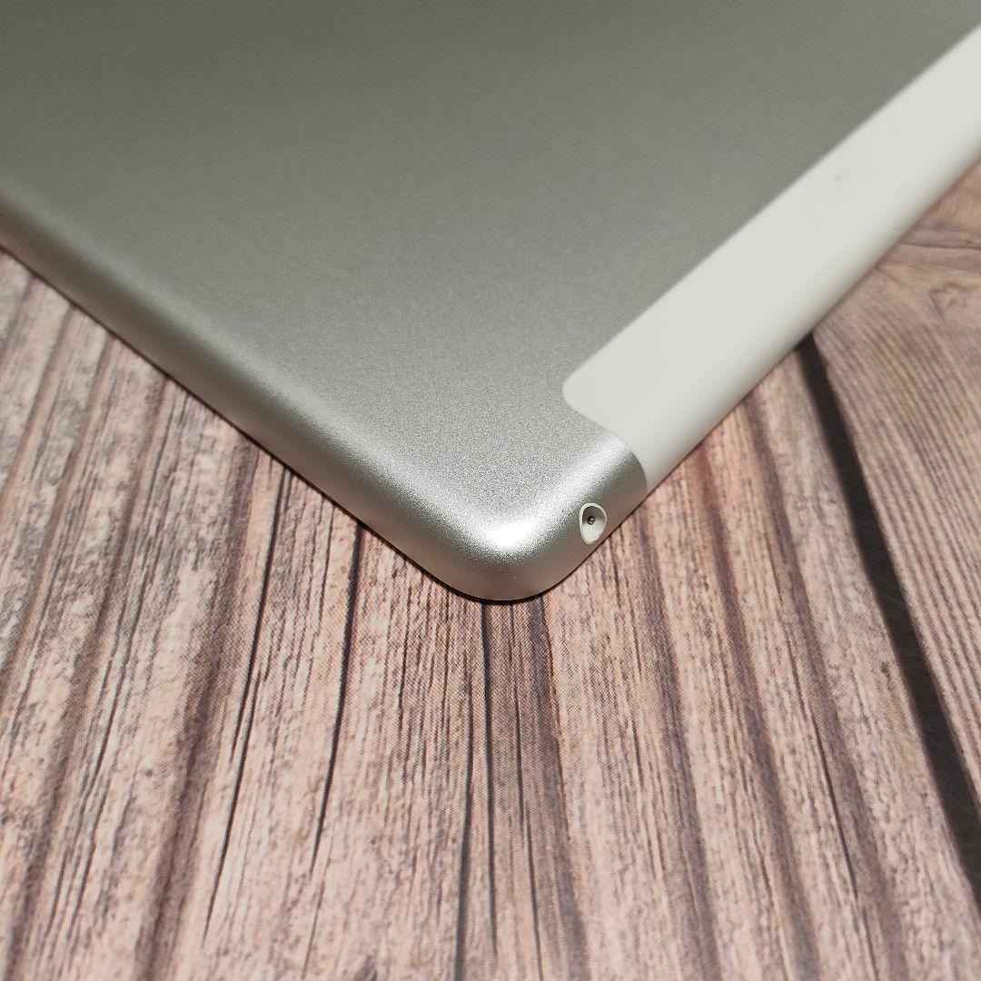 iPad 第6世代 32GB SIMフリー 美品 バッテリー97%