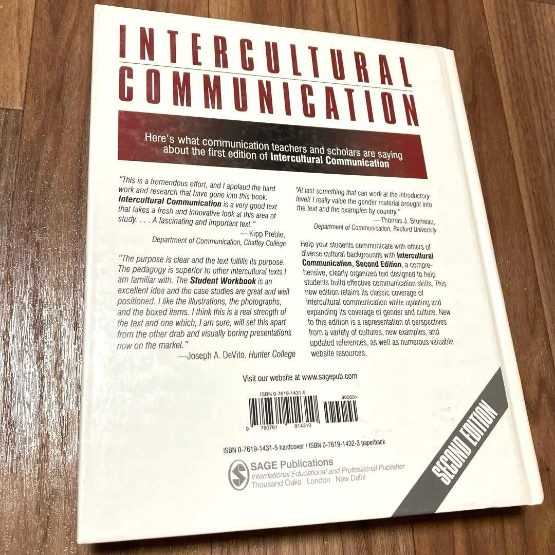 洋書 INTERCULTURAL COMMUNICATION
