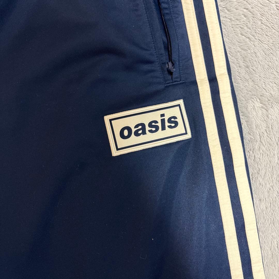 oasis x adidas トラックパンツ　ネイビー