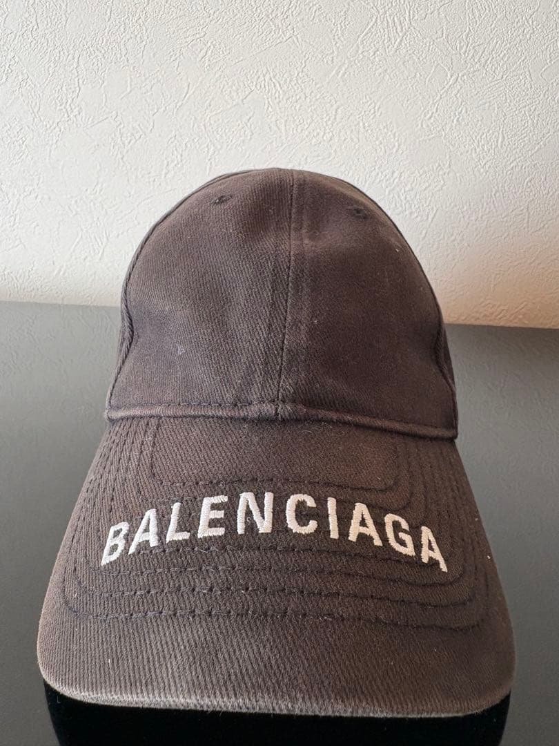 BALENCIAGA ベースボールキャップ　Lサイズ（保存袋、ショッパー付き）