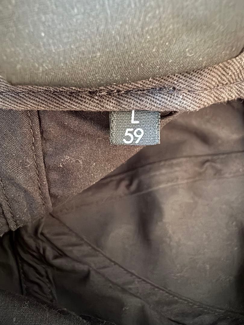BALENCIAGA ベースボールキャップ　Lサイズ（保存袋、ショッパー付き）