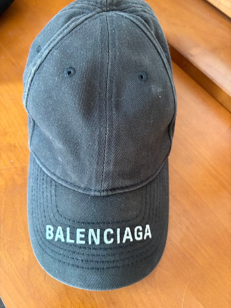 BALENCIAGA ベースボールキャップ　Lサイズ（保存袋、ショッパー付き）