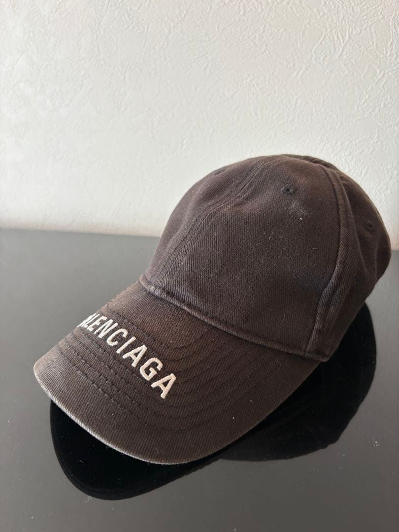 BALENCIAGA ベースボールキャップ　Lサイズ（保存袋、ショッパー付き）