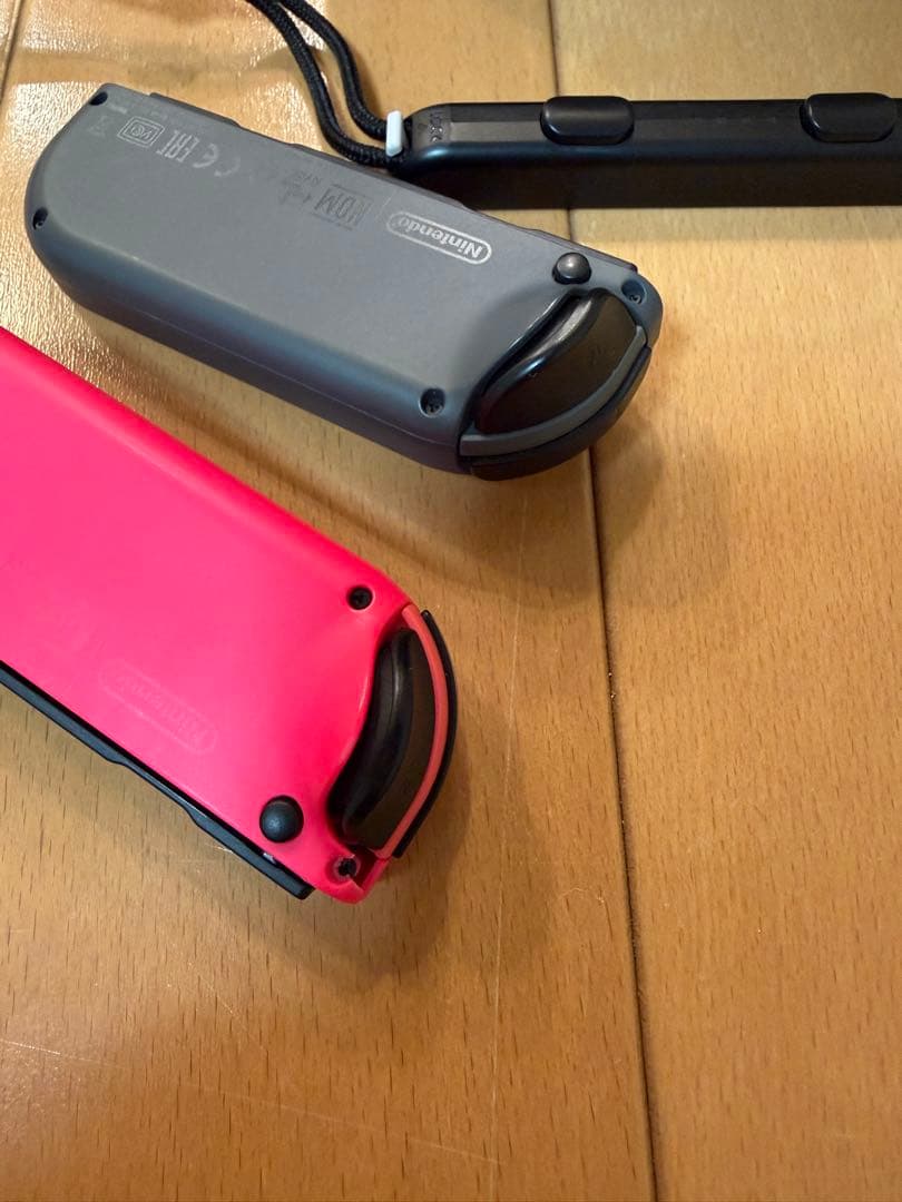 Nintendo Switch グリーン/ブラック 本体