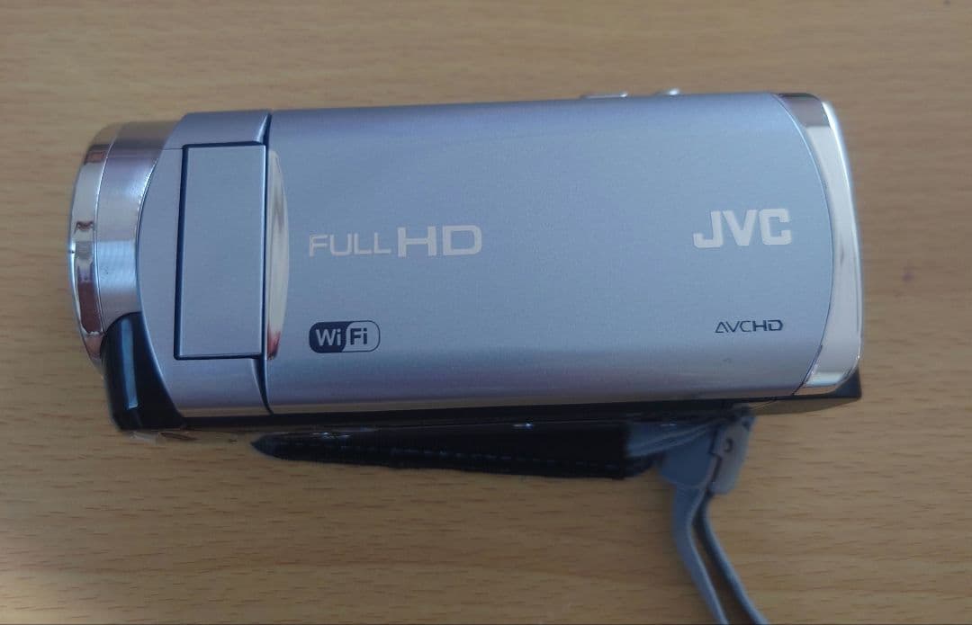 Victor・JVC GZ-EX250 ビデオカメラ　エブリオ