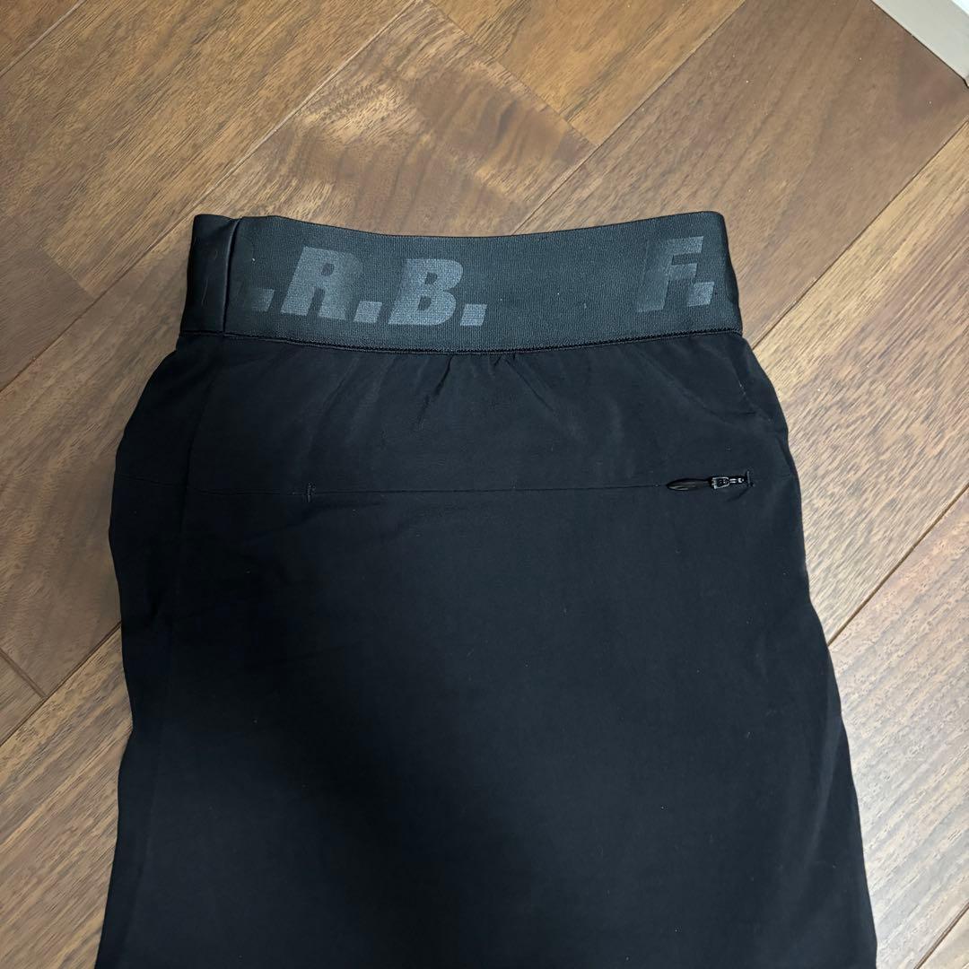 F.C.Real Bristol イージーサルエルパンツ　Mサイズ