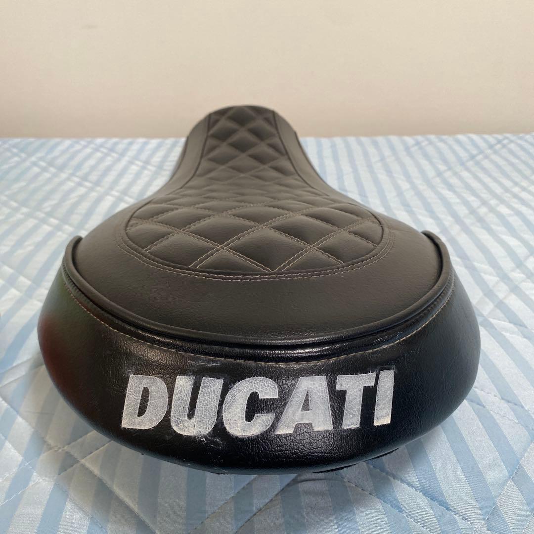 NitroHeads ナイトロヘッズ DUCATI sixty2 シート