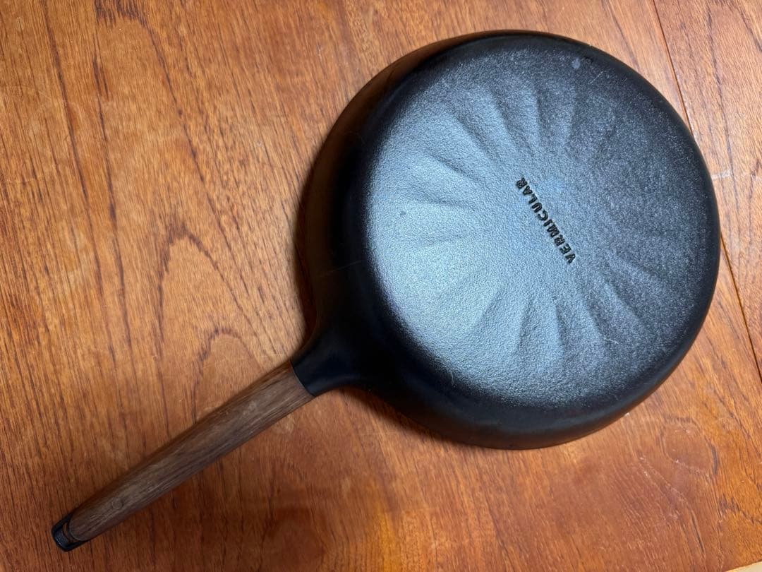 VERNACULAR 鋳鉄フライパン 約26cm