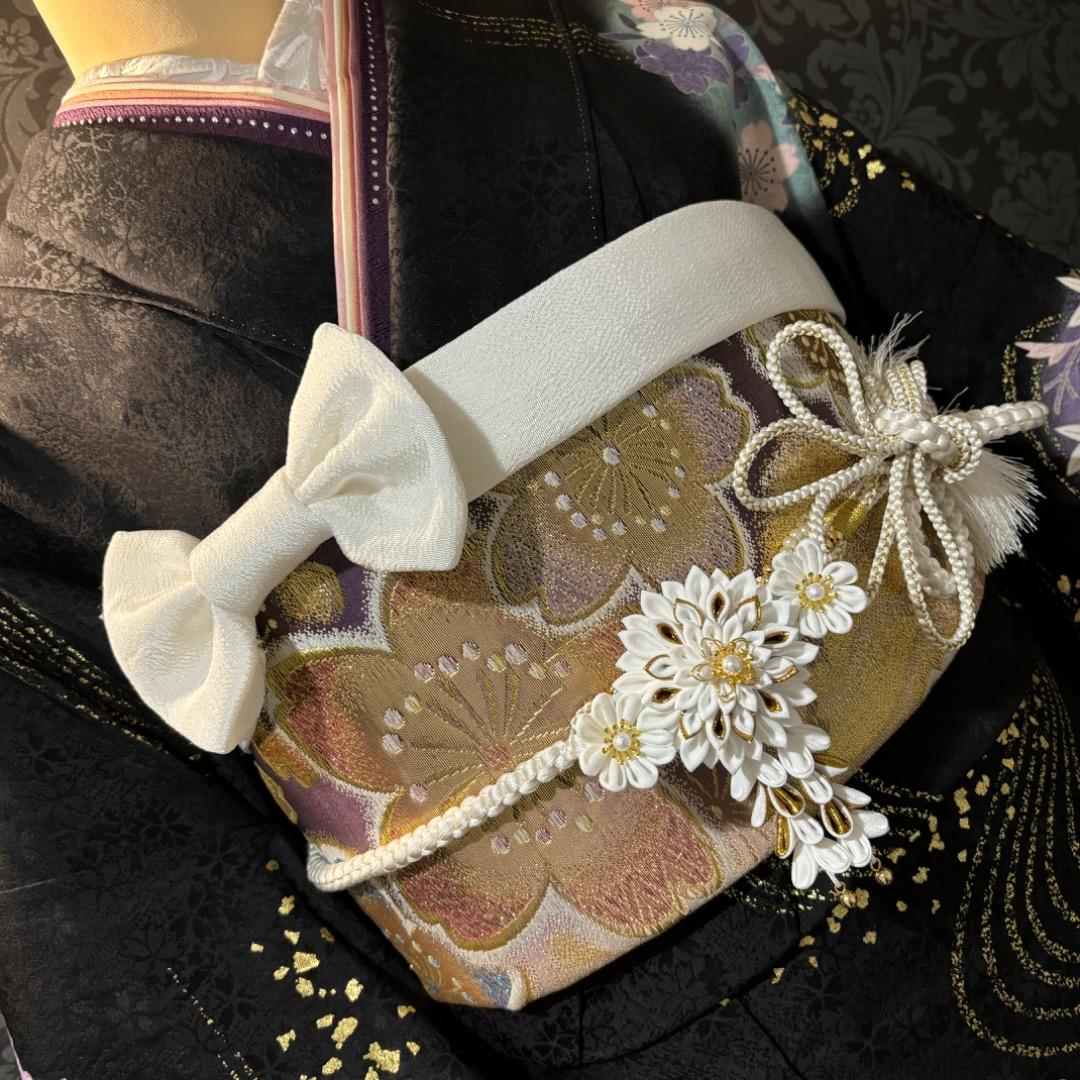 美品　黒　地紋　金駒刺繍　金彩　逸品　振袖　フルセット 振袖