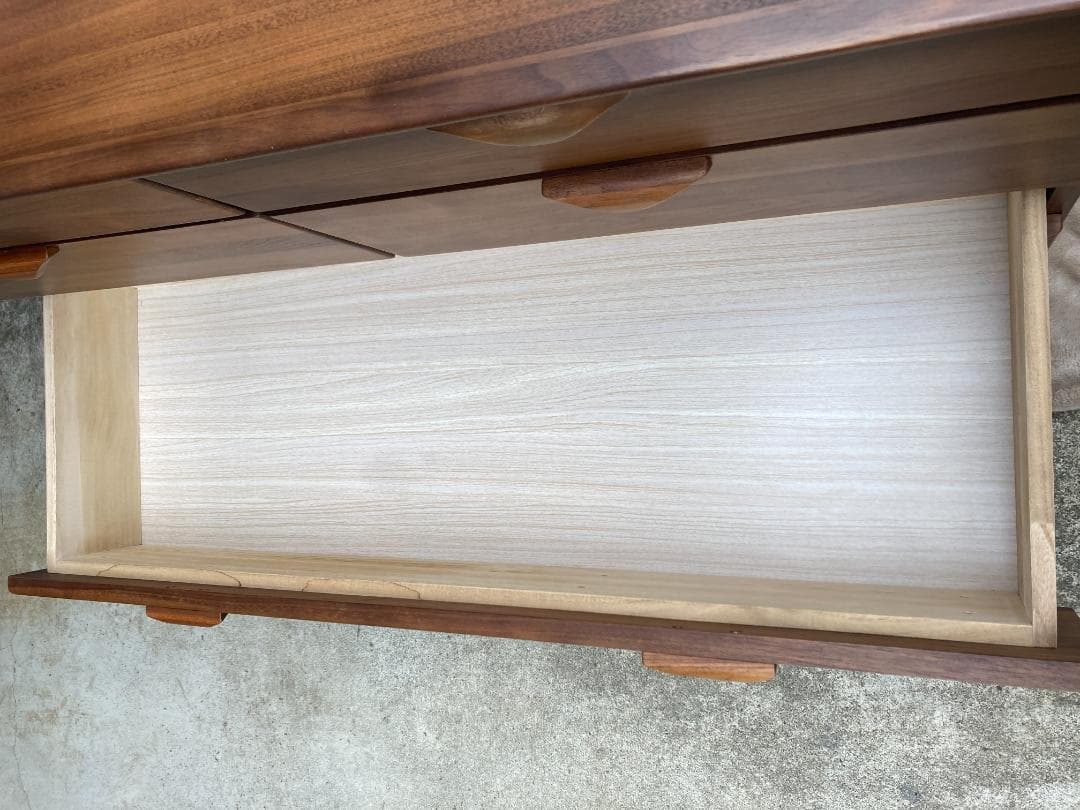 ISSEIKI ベローチェ ローチェスト 110×42×92.5ｃｍ 中古品