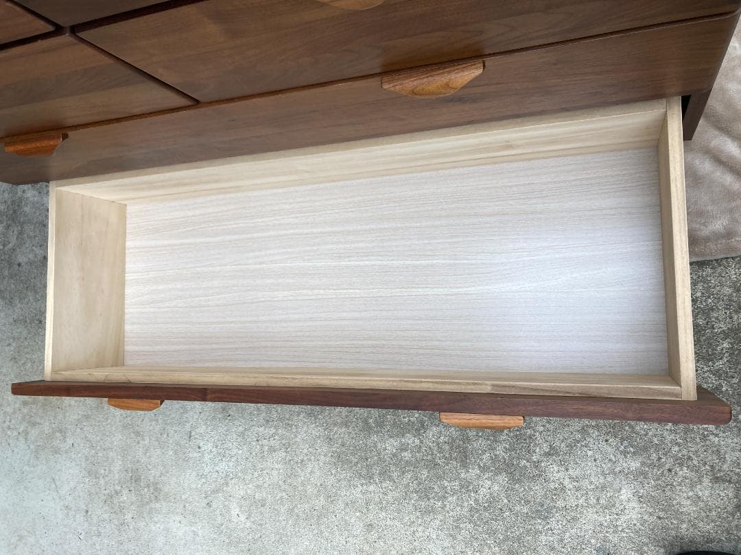ISSEIKI ベローチェ ローチェスト 110×42×92.5ｃｍ 中古品