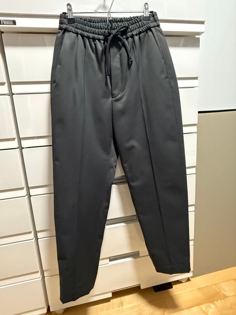 新品未使用　ADAM ET ROPE ALLIEDダウン パンツ