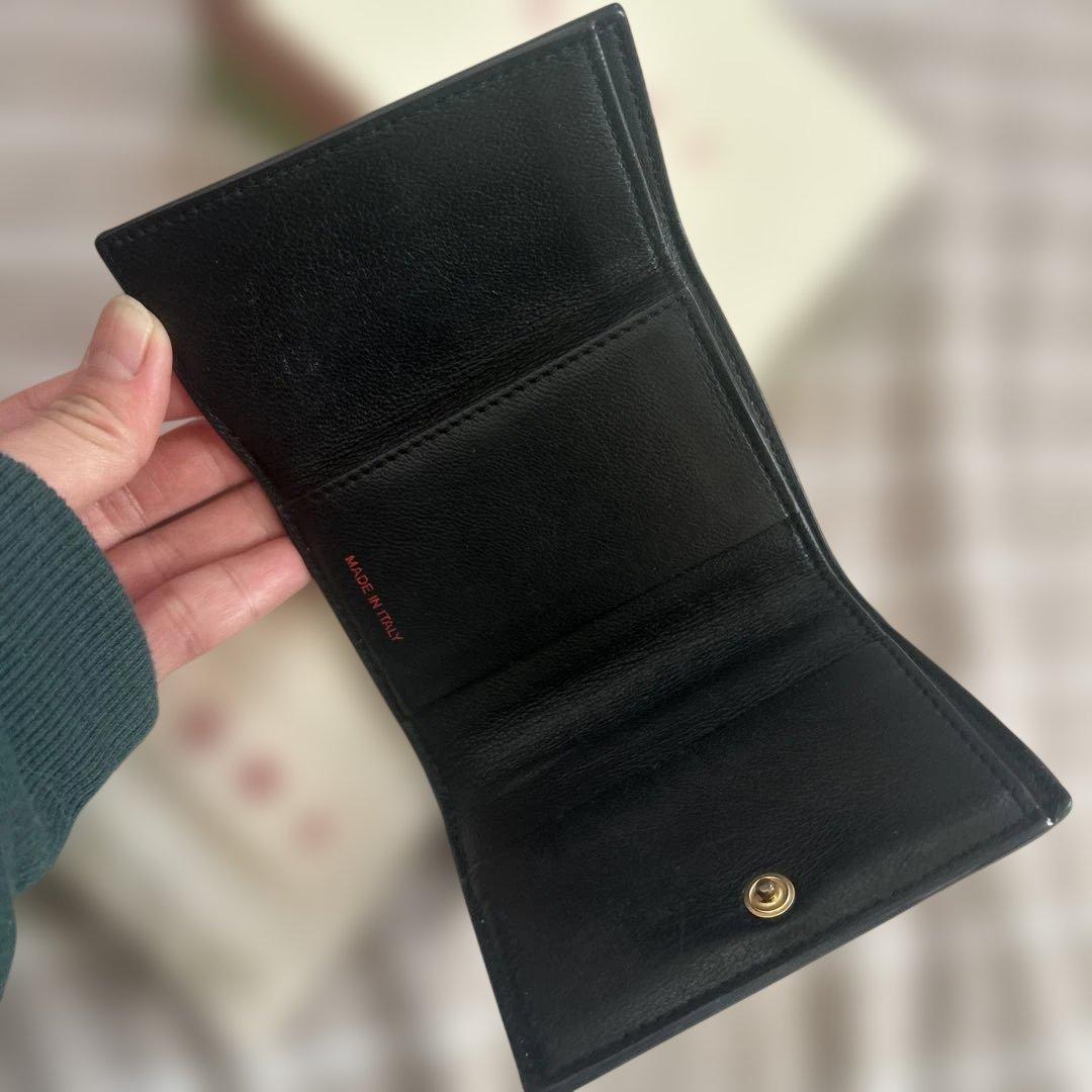 MARNI♡アイボリー♡赤ロゴ♡人気♡レア♡三つ折りミニ財布♡