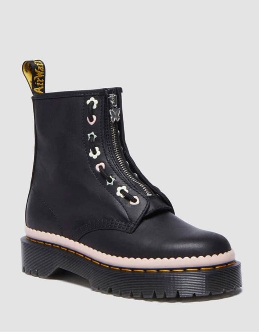 Dr. Martens バレンタイン　ドクターマーチン