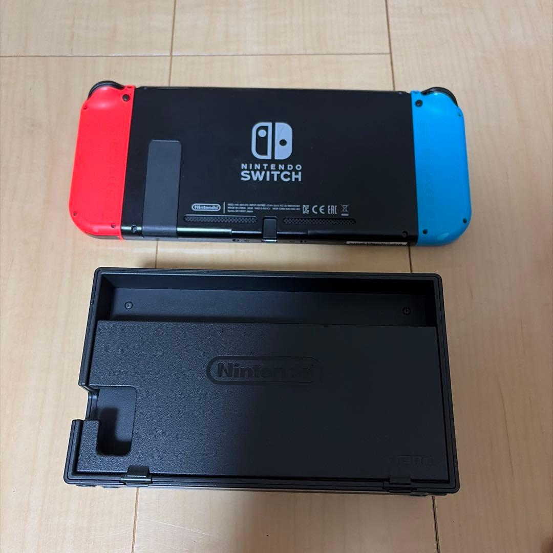 Nintendo Switch 本体 青/赤 Joy-Con