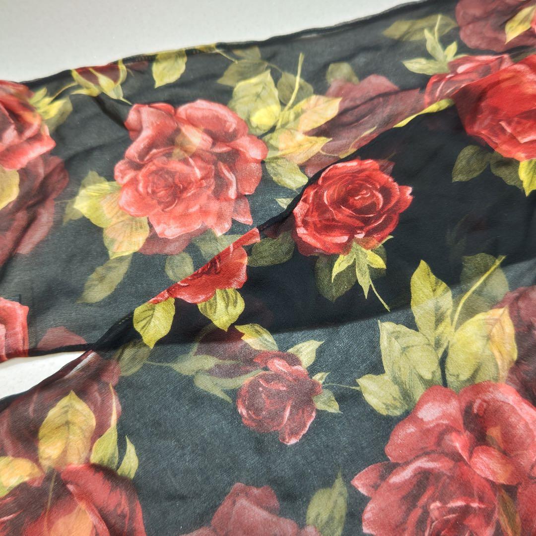 ドルチェ&ガッバーナ　ストール　シルク100　花柄　シアー素材　透け感　フリンジ