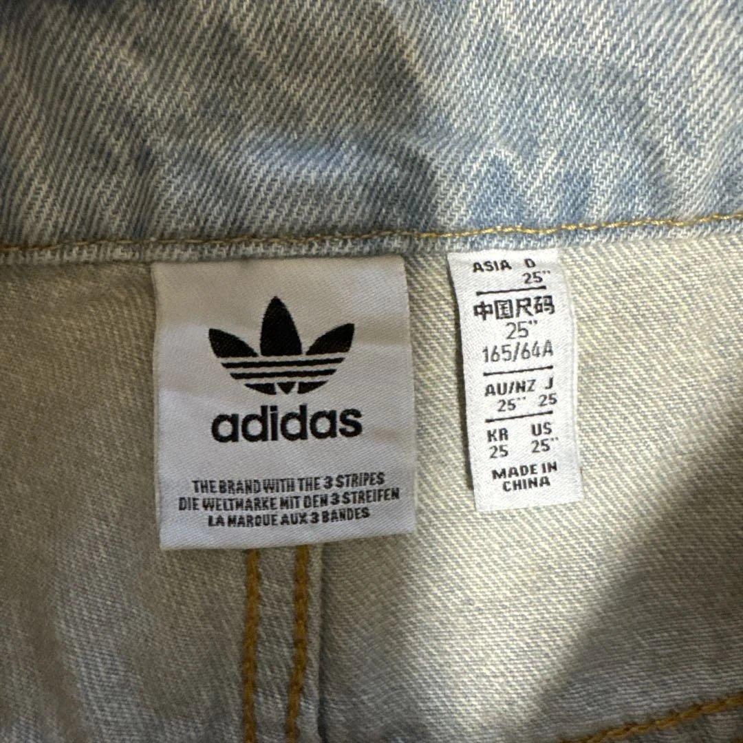 adidas サイドストライプ ワイドレッグデニム
