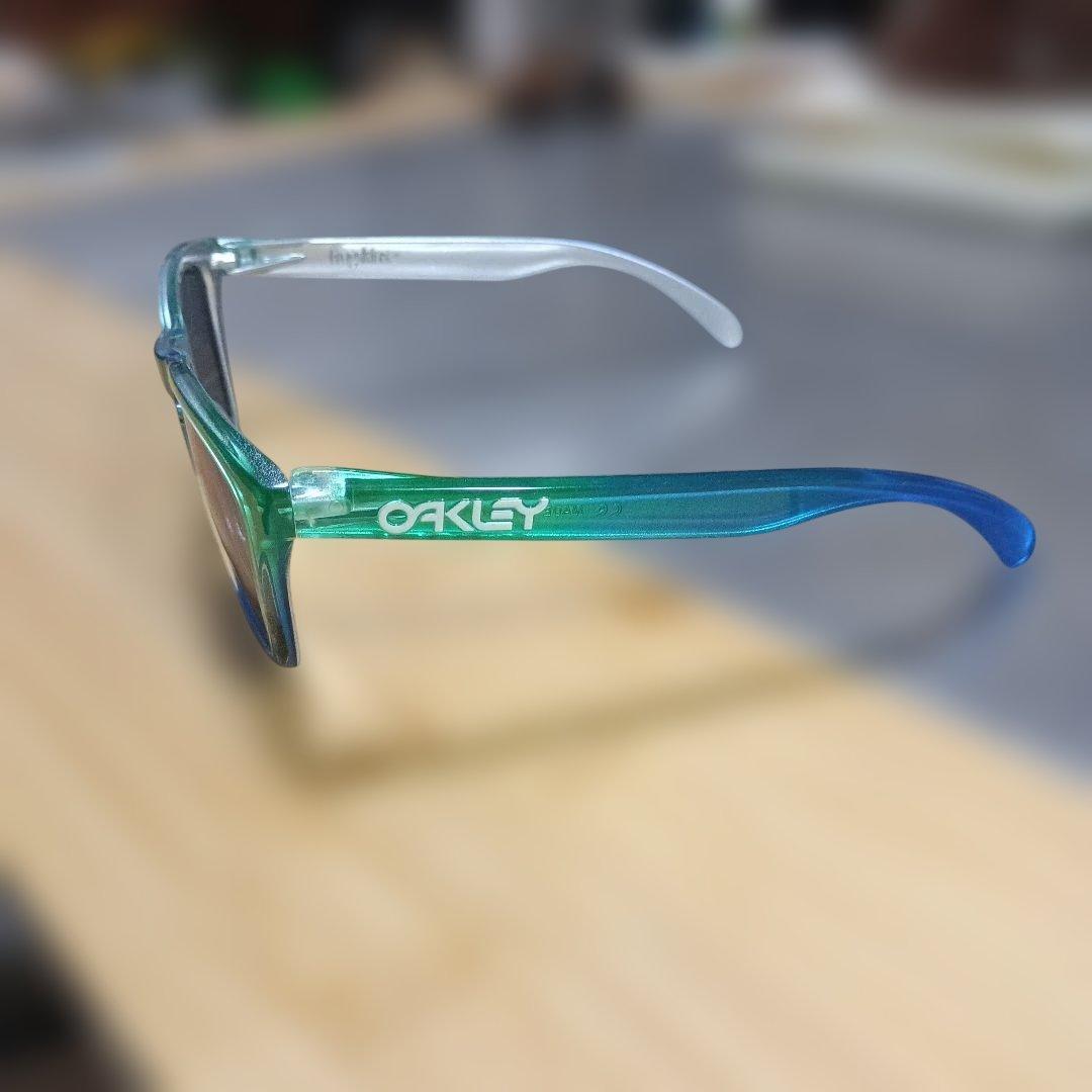 OAKLEY サングラス frogskins　専用ケース付き