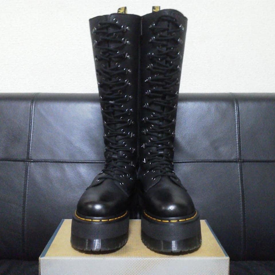 【激レア】Dr.Martens 1B60MAX UK6 黒 厚底 20ホール丈