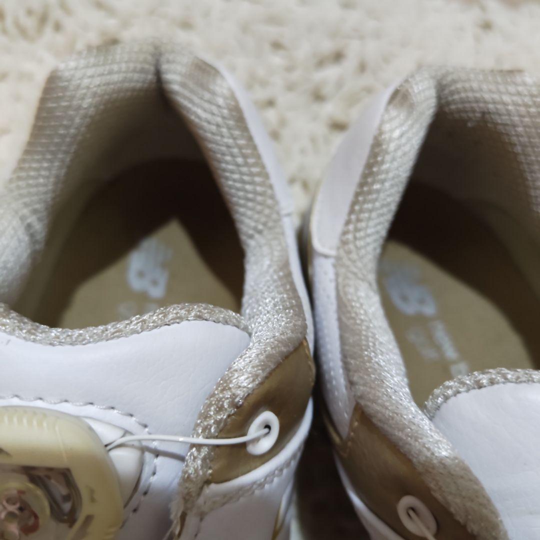 New Balance ゴルフシューズ 女性用 ホワイト/ゴールド