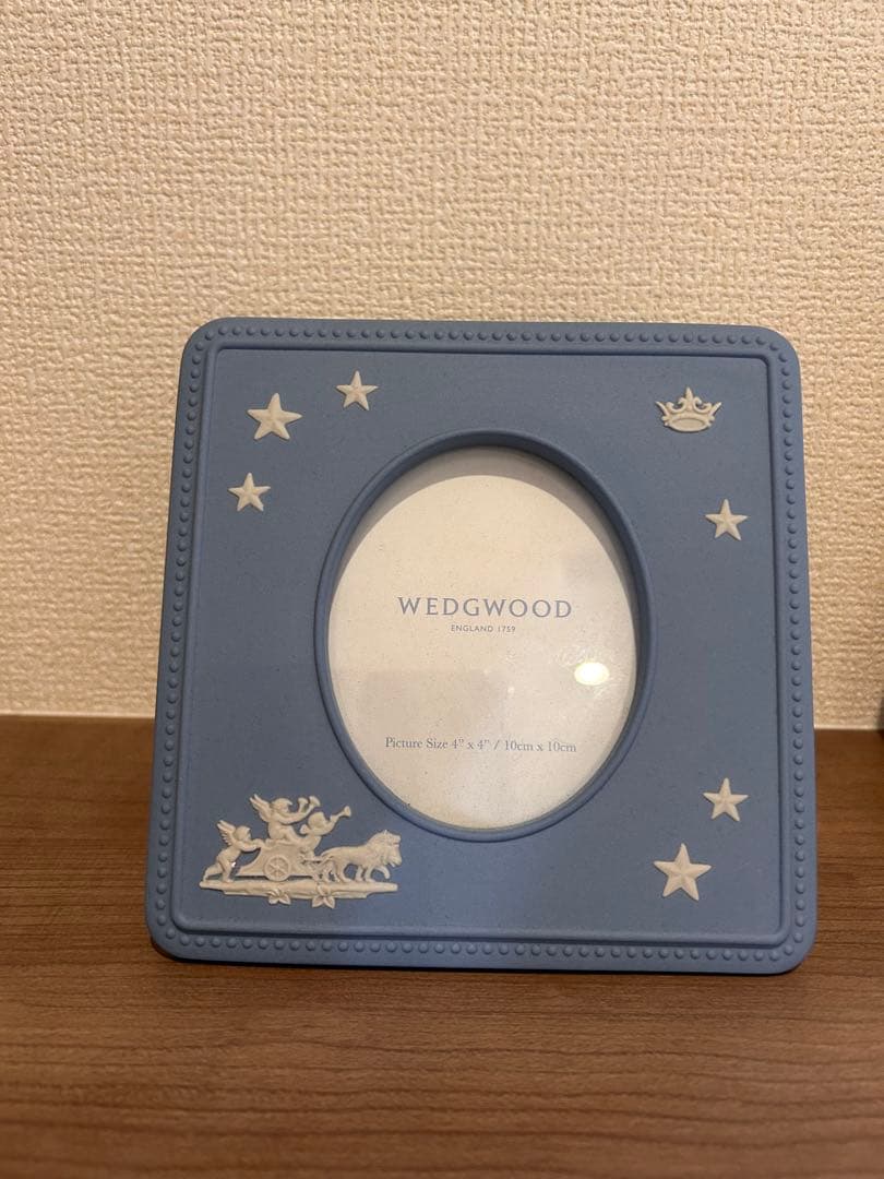写真立て　wedgewood