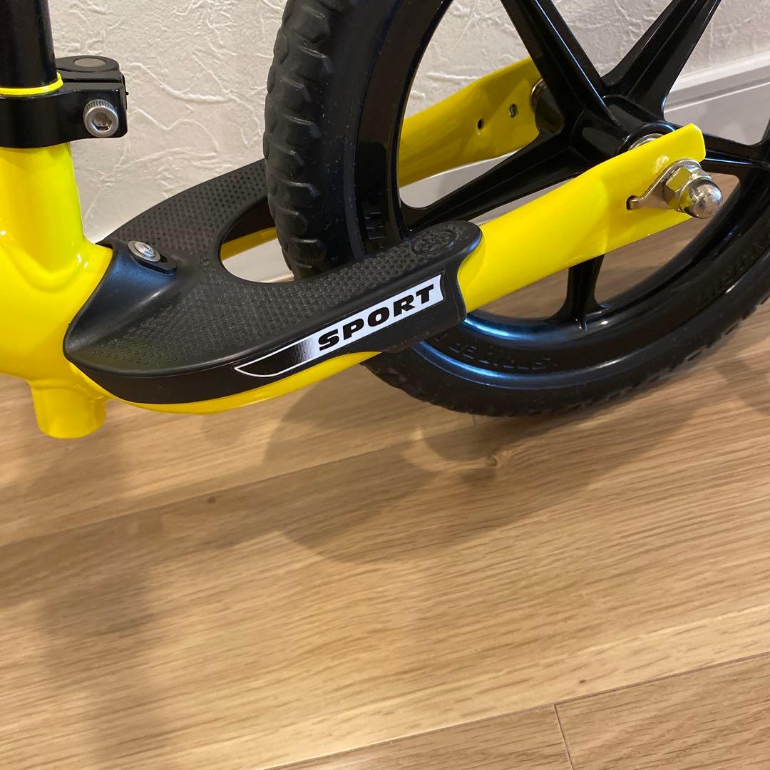 STRIDER 12インチ イエロー 日本正規品 スポーツモデル