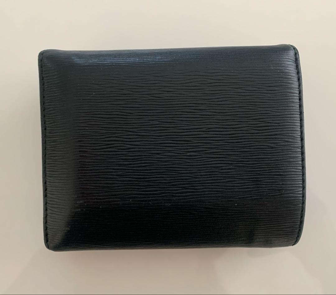 PRADA三つ折りコンパクト財布